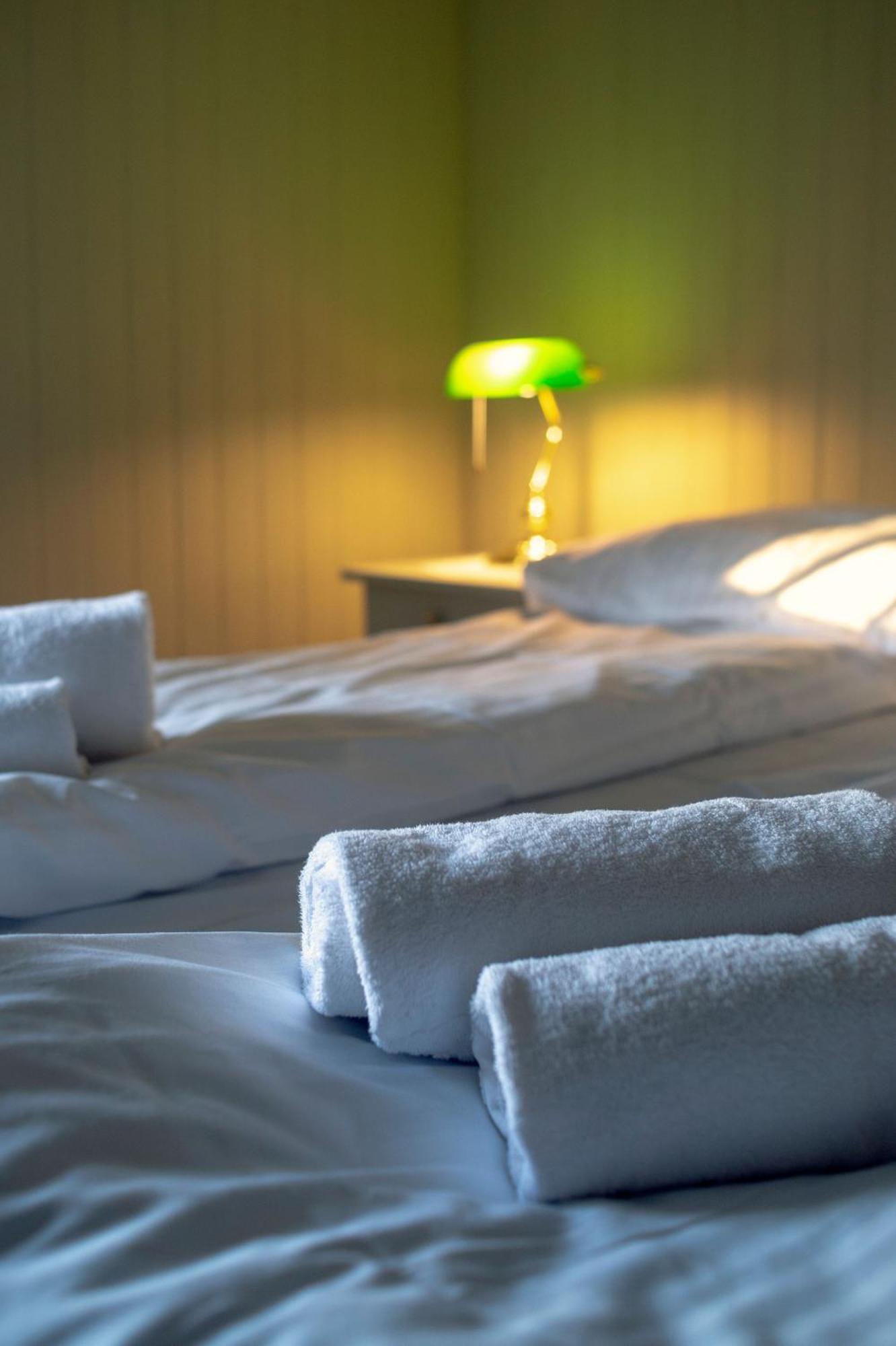 Klostergarden Bed & Breakfast Tautra Экстерьер фото
